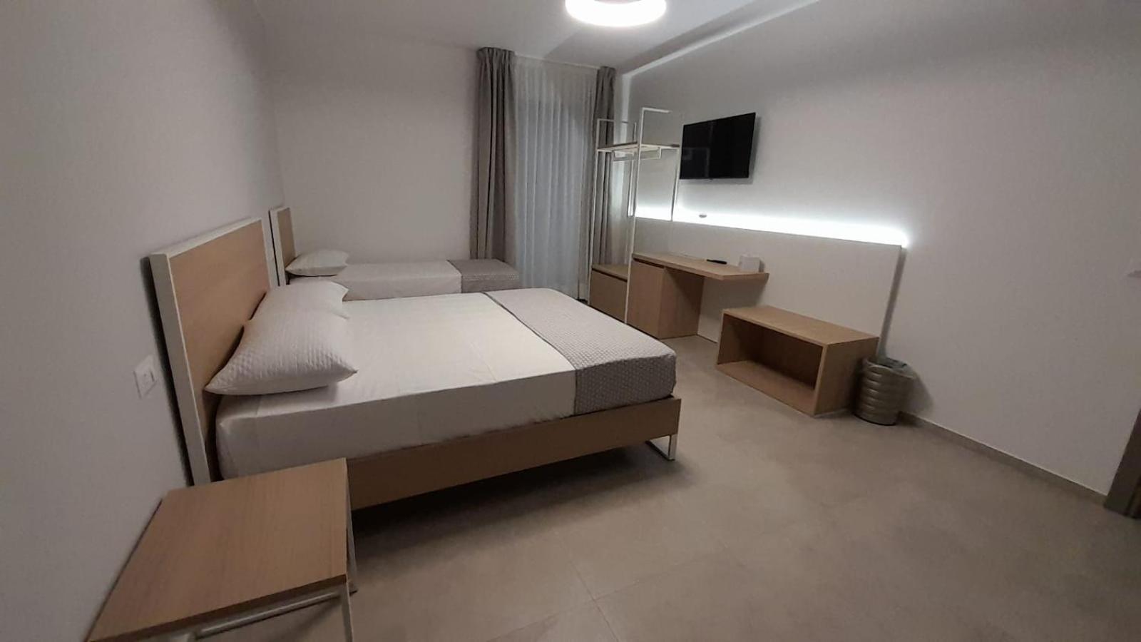 Ferrari Rooms & Apartments Порто-Чезарео Экстерьер фото